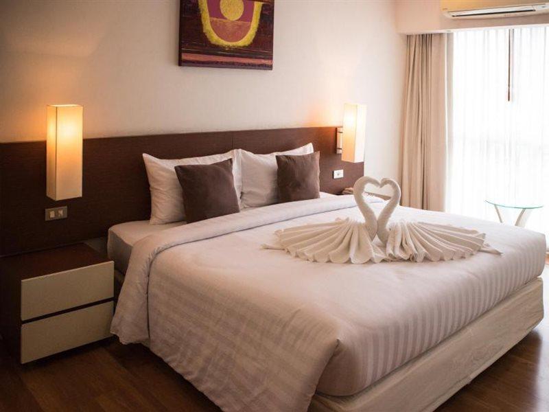 Sathorn Grace Serviced Residence Банкок Екстериор снимка
