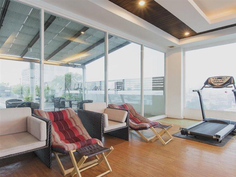 Sathorn Grace Serviced Residence Банкок Екстериор снимка
