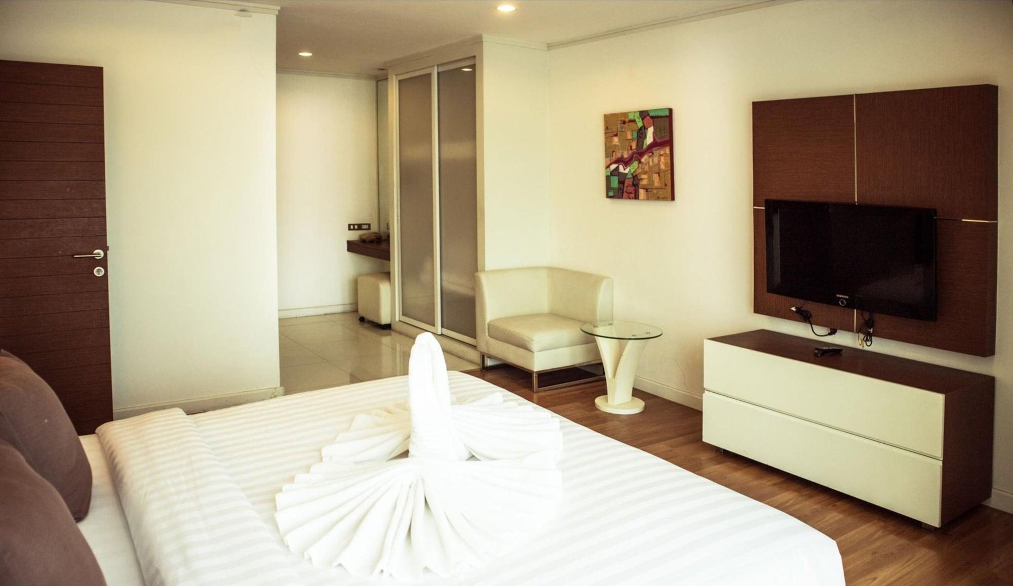 Sathorn Grace Serviced Residence Банкок Екстериор снимка