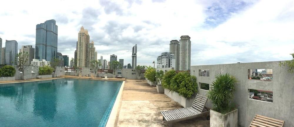 Sathorn Grace Serviced Residence Банкок Екстериор снимка