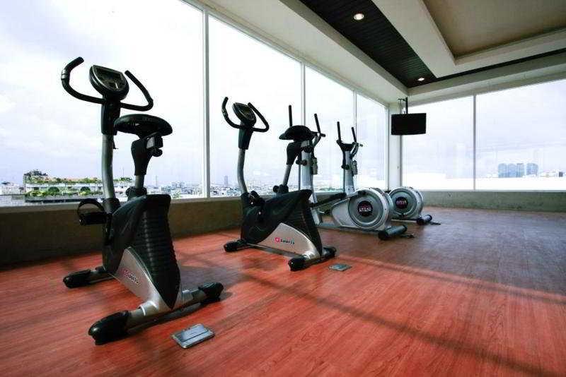 Sathorn Grace Serviced Residence Банкок Екстериор снимка