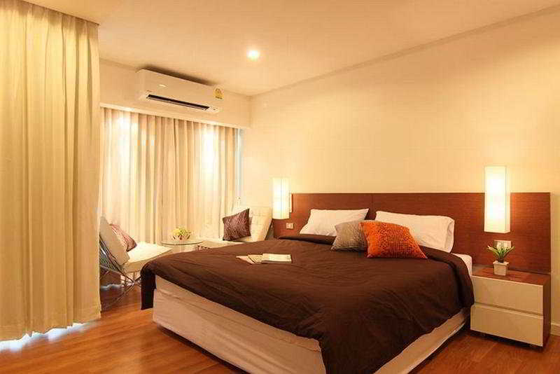 Sathorn Grace Serviced Residence Банкок Екстериор снимка