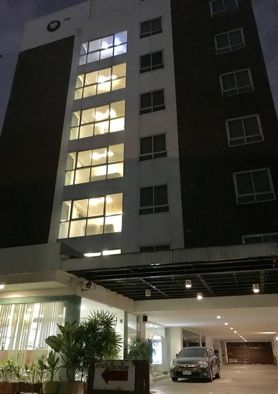 Sathorn Grace Serviced Residence Банкок Екстериор снимка