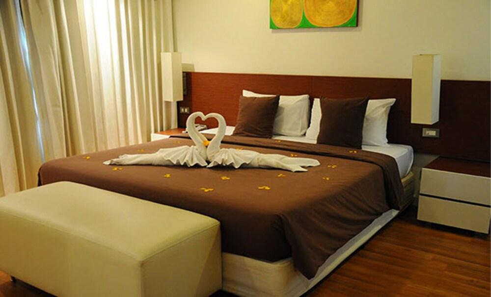 Sathorn Grace Serviced Residence Банкок Екстериор снимка