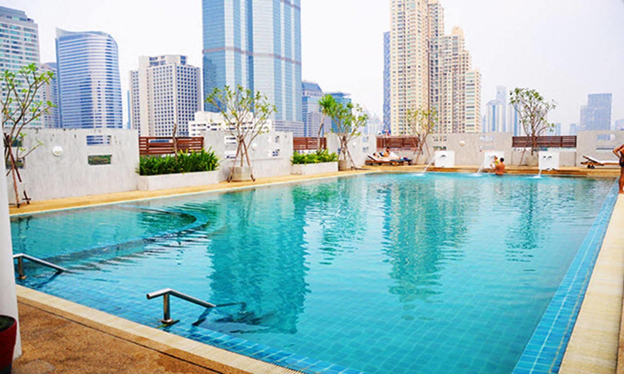 Sathorn Grace Serviced Residence Банкок Екстериор снимка